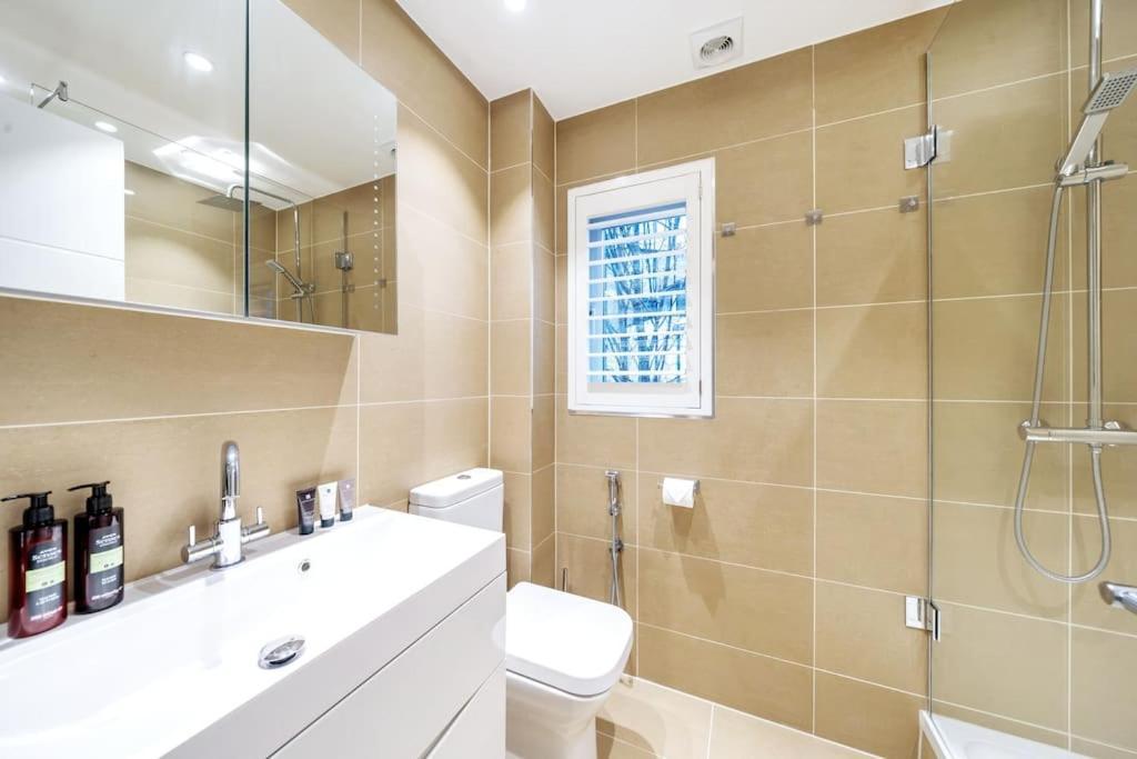 Appartamento Stylish Contemporary 1 Bed Flat Near London Bridge Esterno foto